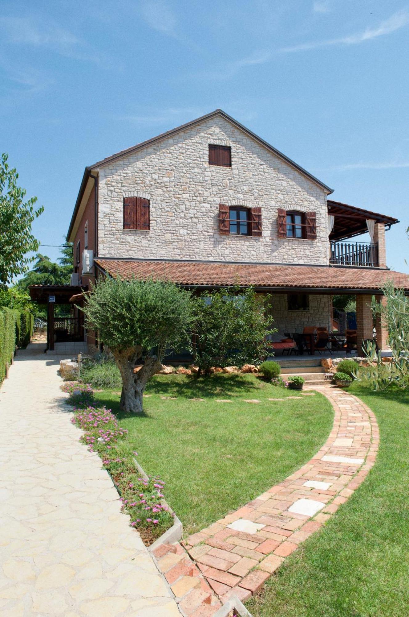 Apartments Oliva Fiorini Екстер'єр фото