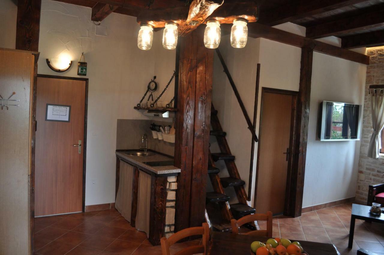 Apartments Oliva Fiorini Екстер'єр фото